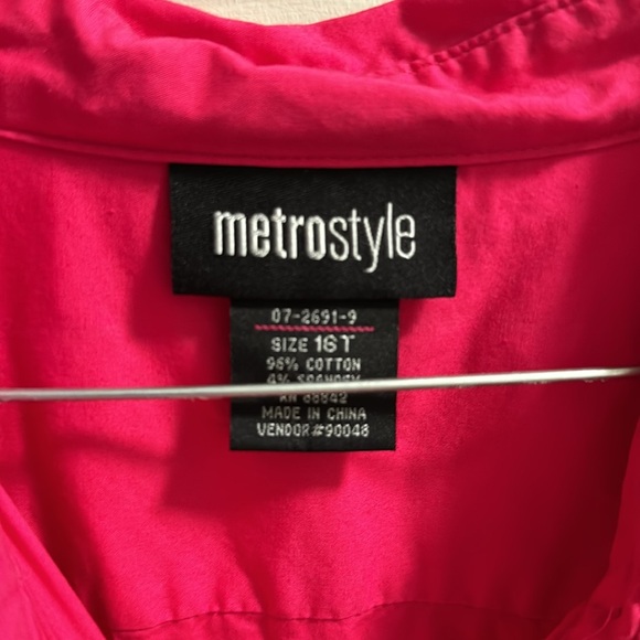 Metro style size 16Tall. Hot pink Great condition - Picture 3 of 3